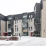 Family With Parking, Sauna Balcony For 6 شقة Jyväskylä